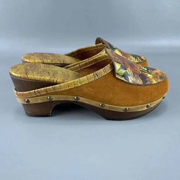 Icon Wearable Art Womens 6 Clogs Mules Clog Wedge Floral Boho Sun Flower Studded - Picture 5 of 12